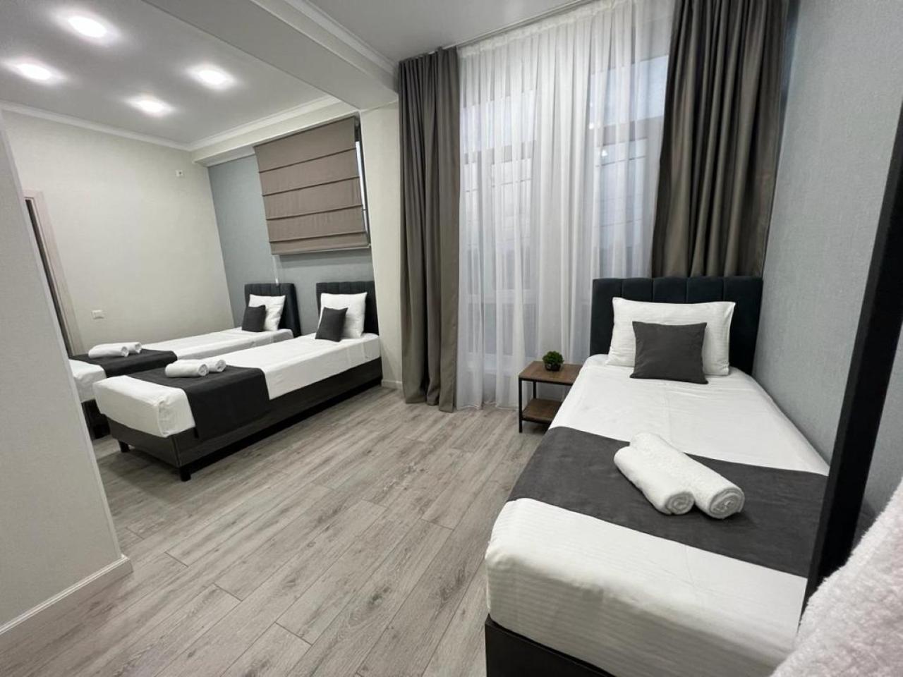 Urban Hotel Bișkek Exterior foto